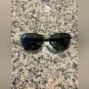 Ray-Ban Black Aviator Sunglasses Polarized